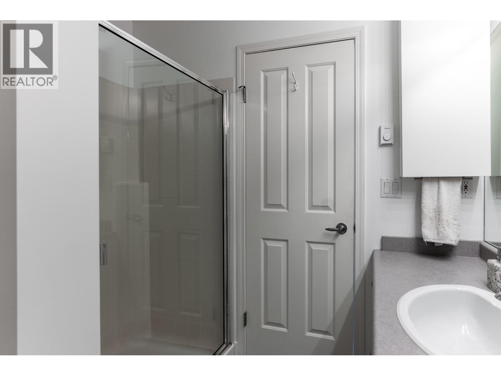 323 332 Lonsdale Avenue, North Vancouver, British Columbia V7M 3M5 - Photo 21 - R3143389