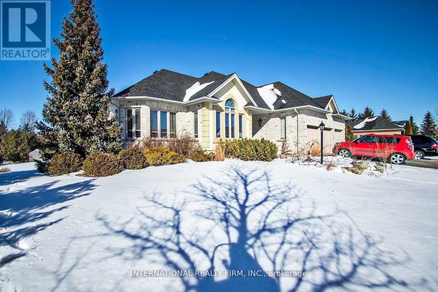 146 COLONEL WAYLING BOULEVARD, East Gwillimbury (Sharon)