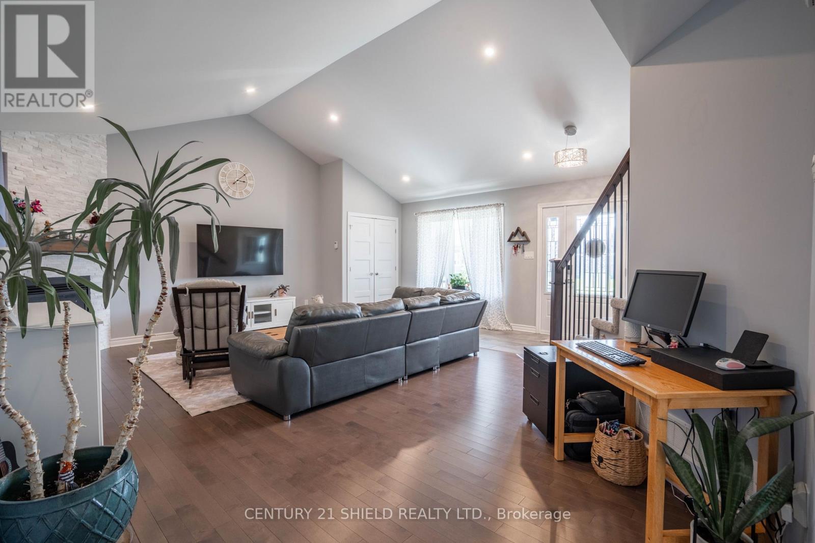 85 Jim Brownell Boulevard, South Stormont, Ontario K0C 1P0 - Photo 5 - X13531778