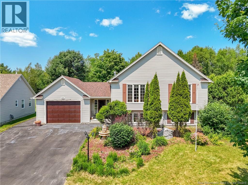 822 Douglas Avenue, Fredericton