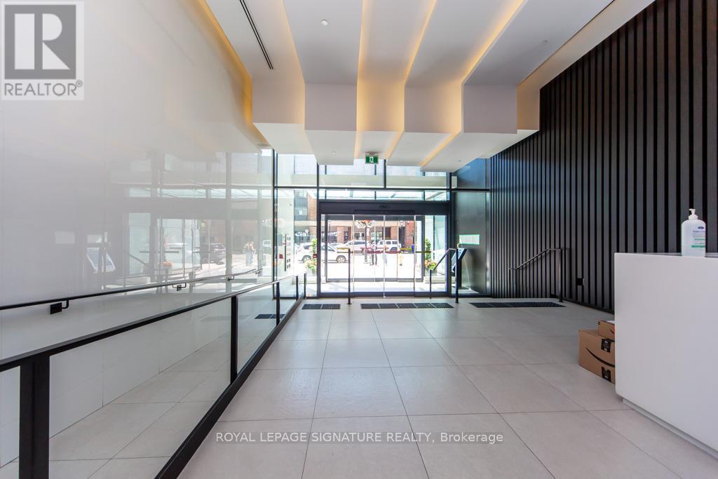 1019 - 158 Front Street E, Toronto, Ontario  M5A 0K9 - Photo 3 - C13531704