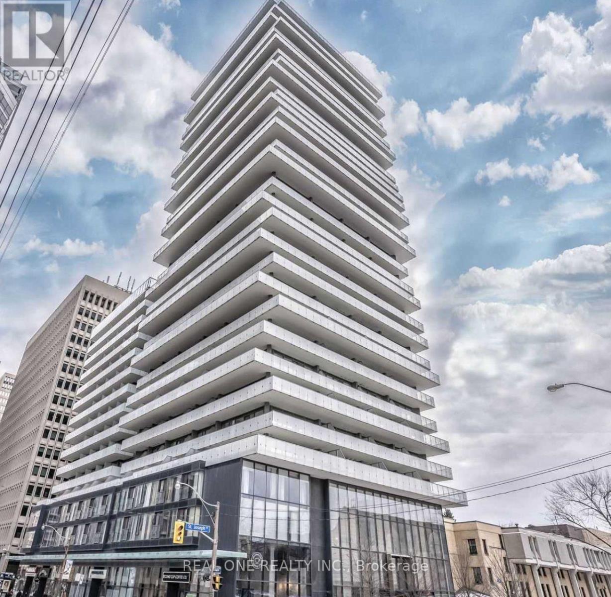 515 - 57 ST. JOSEPH STREET, Toronto, Ontario