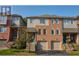 15 - 33 ASPEN PARK WAY, Whitby, Ontario