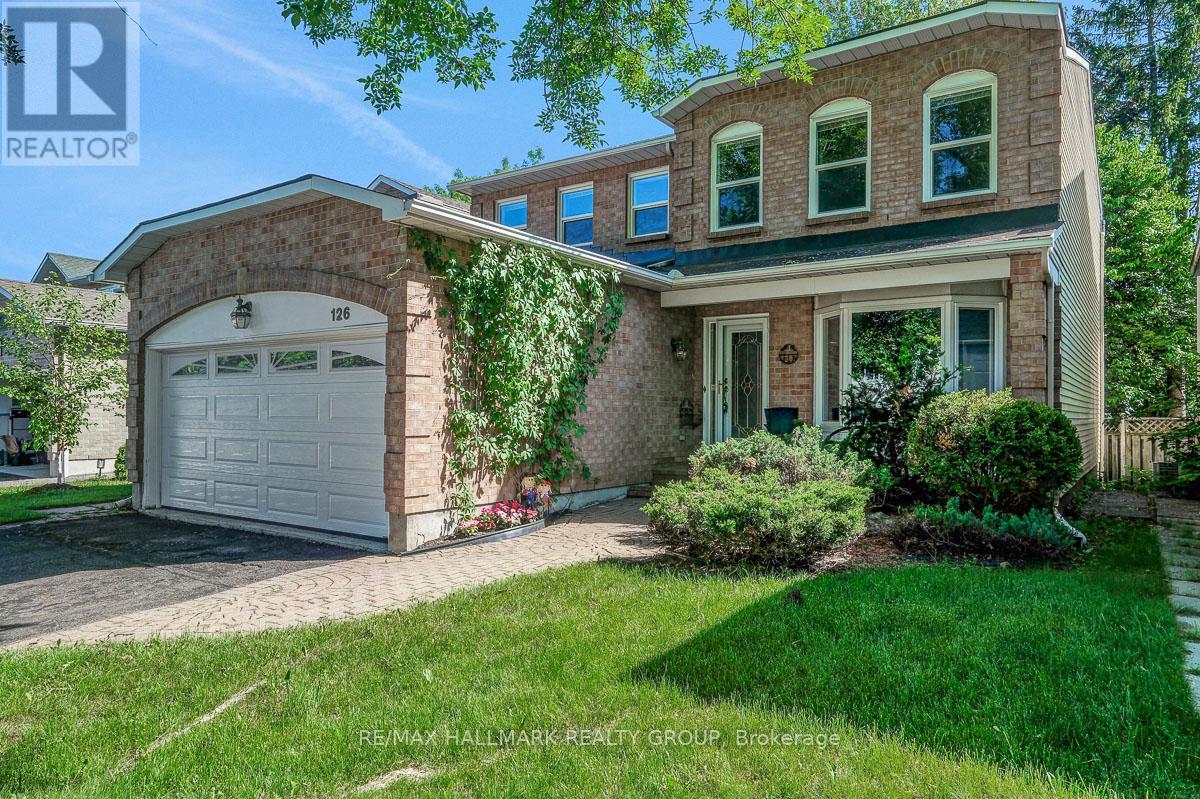 126 DOSSETTER WAY, Ottawa