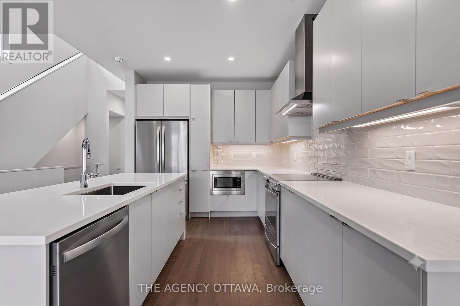 382 Walden Drive, Ottawa, Ontario  K2K 0M9 - Photo 7 - X13531752