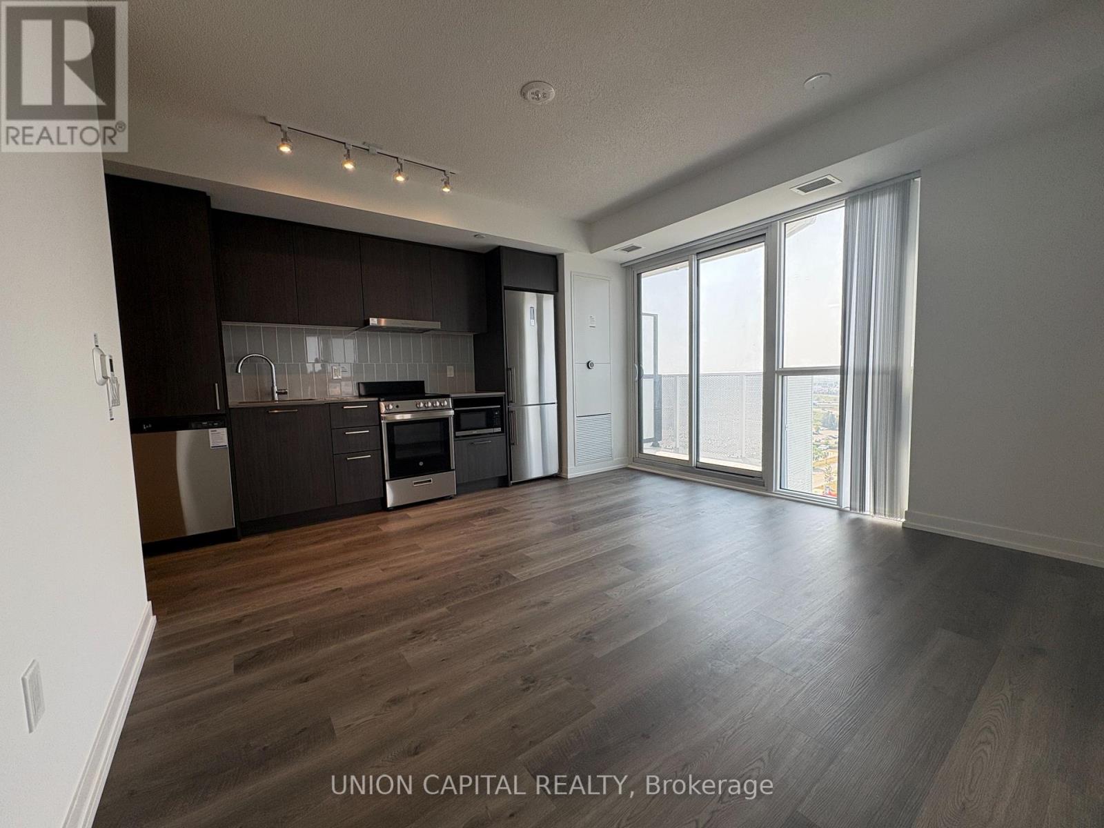 1111 - 195 Commerce Street, Vaughan, Ontario  L4K 0P9 - Photo 1 - N13531690