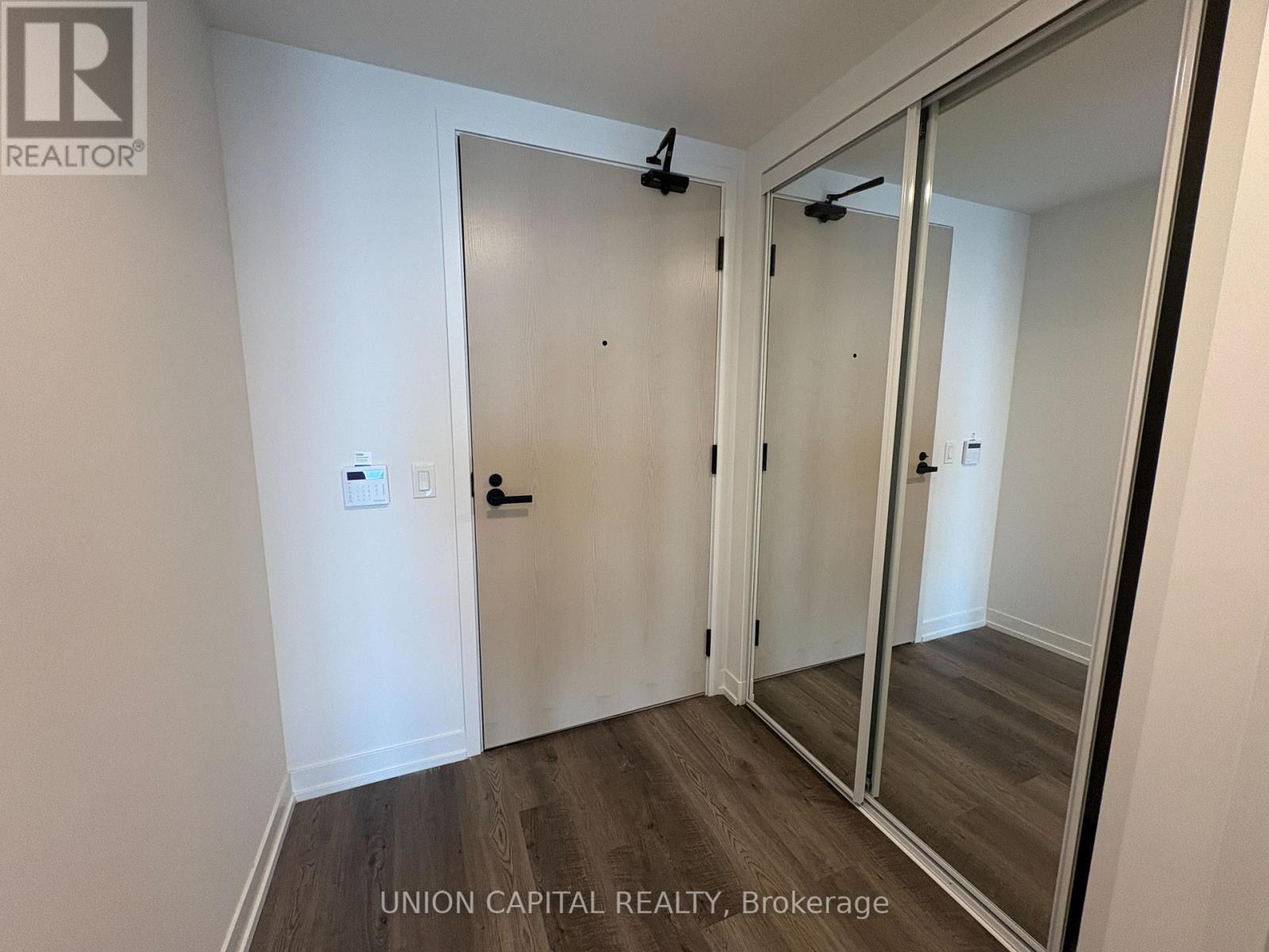 1111 - 195 Commerce Street, Vaughan, Ontario  L4K 0P9 - Photo 2 - N13531690