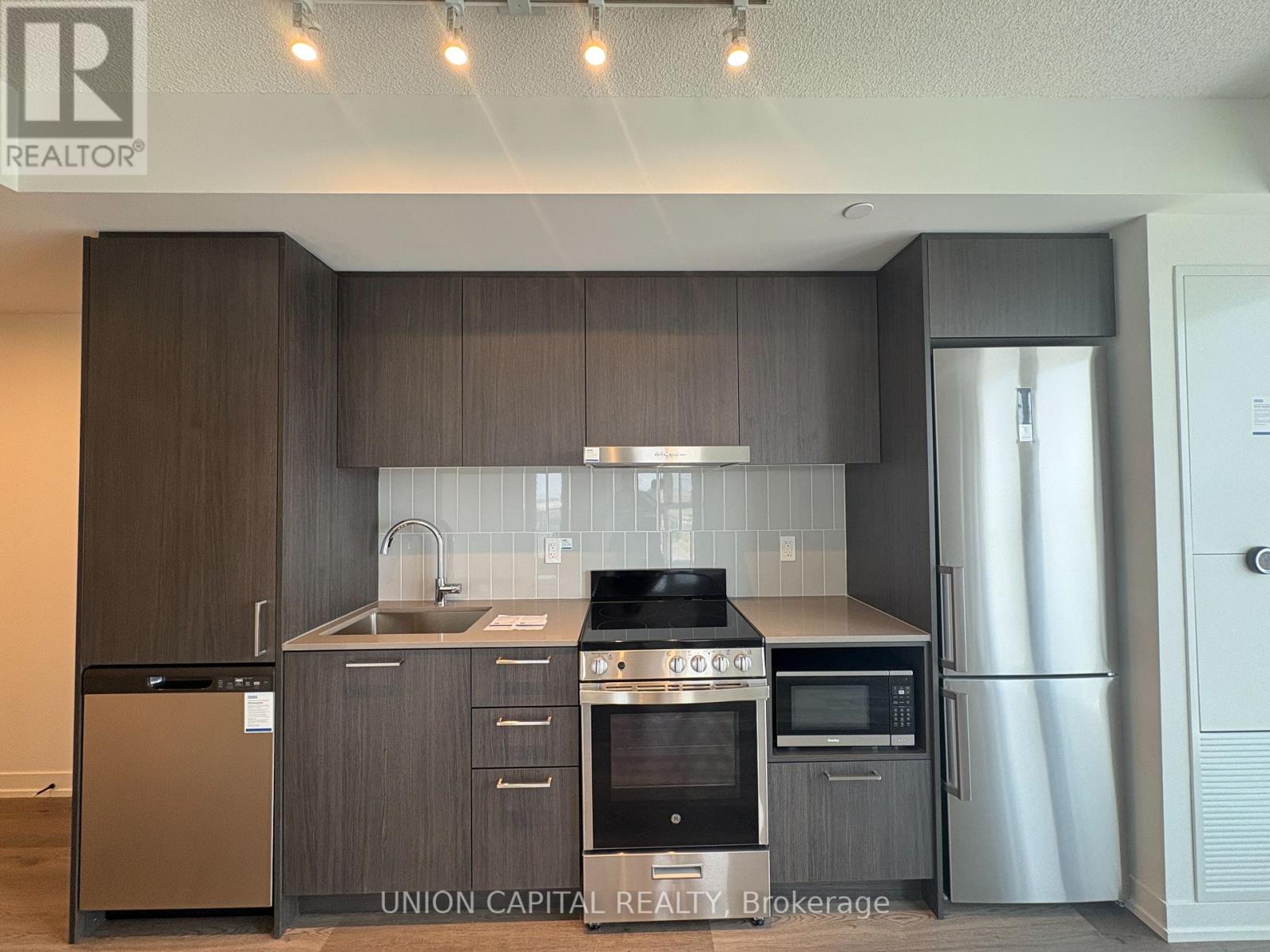 1111 - 195 Commerce Street, Vaughan, Ontario  L4K 0P9 - Photo 6 - N13531690