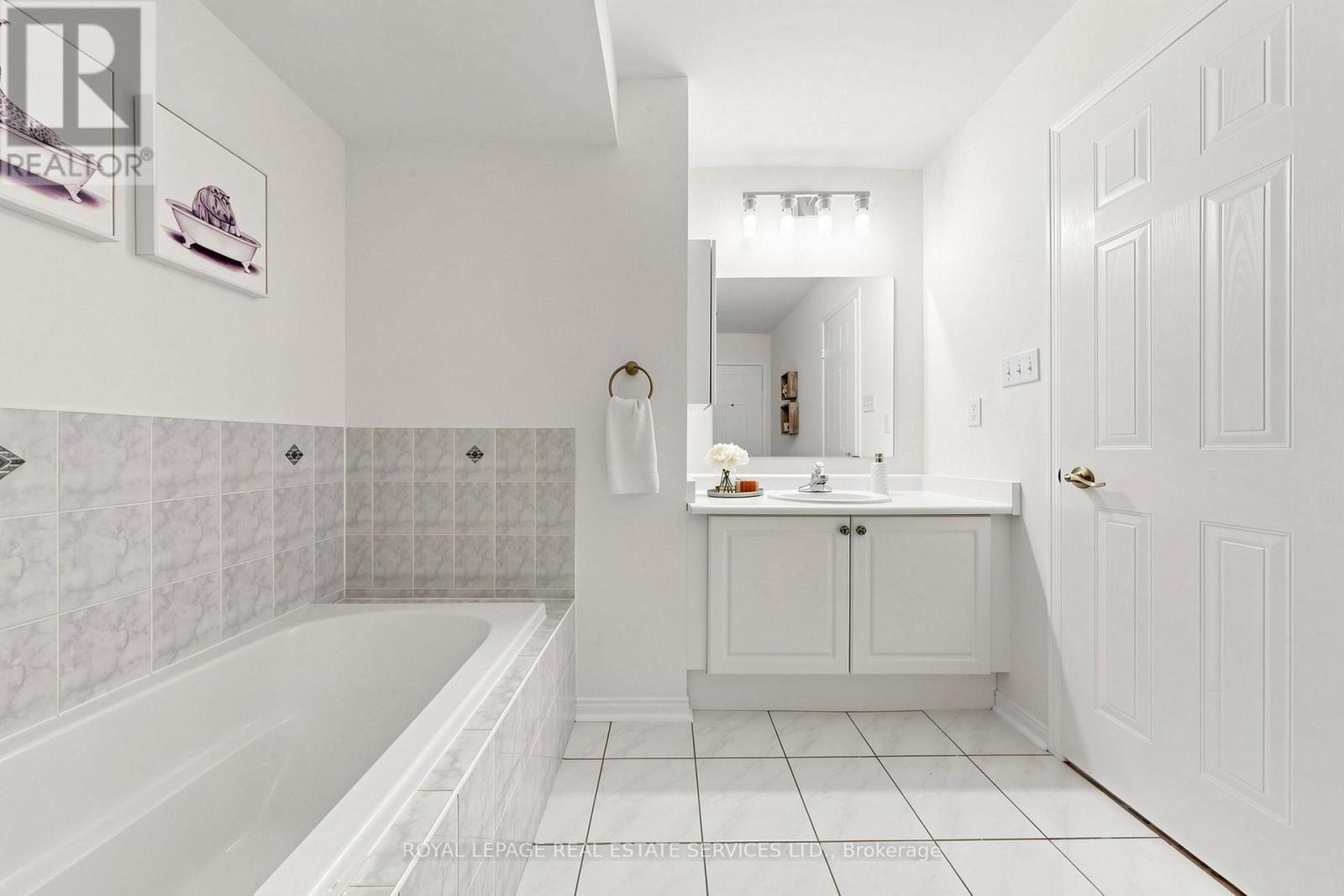 238 - 23 Observatory Lane, Richmond Hill, Ontario  L4C 0M7 - Photo 18 - N13531808