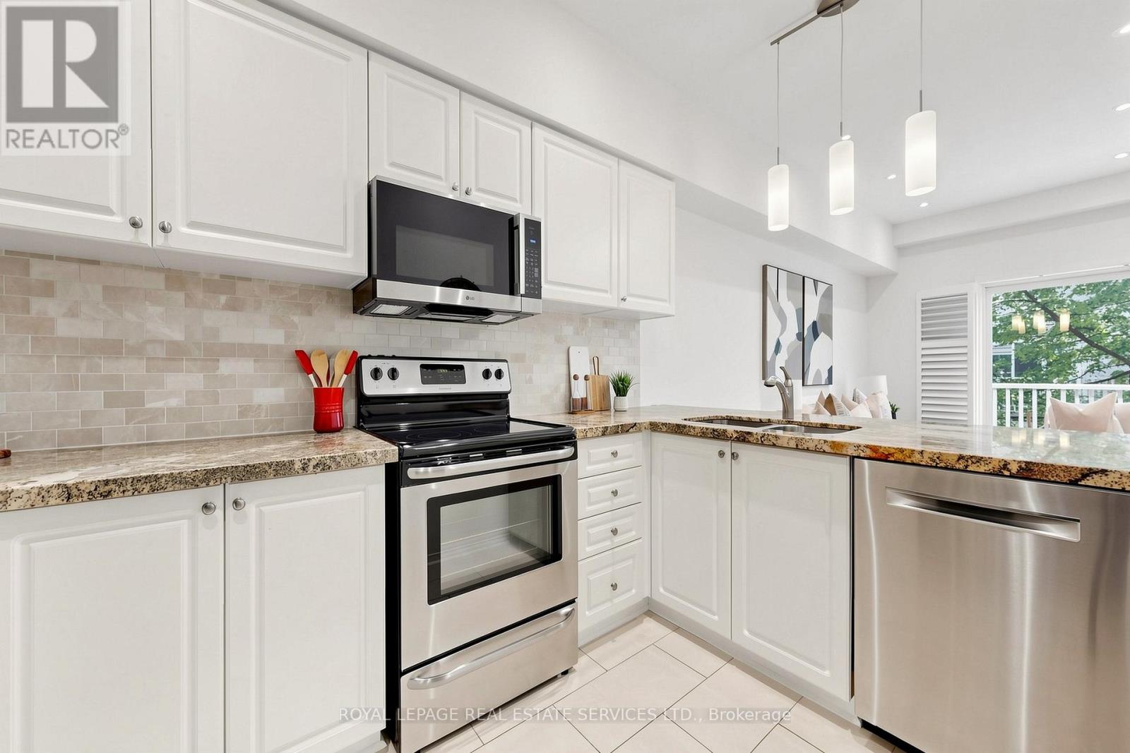 238 - 23 Observatory Lane, Richmond Hill, Ontario  L4C 0M7 - Photo 8 - N13531808