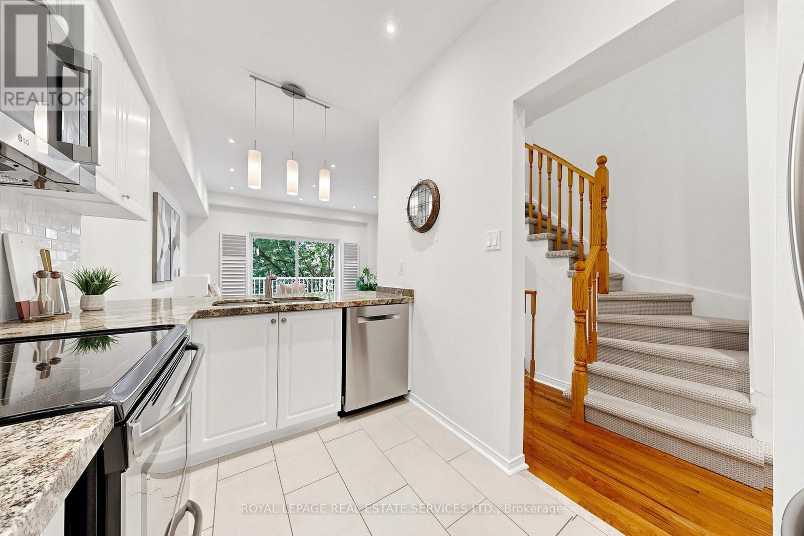 238 - 23 Observatory Lane, Richmond Hill, Ontario  L4C 0M7 - Photo 9 - N13531808
