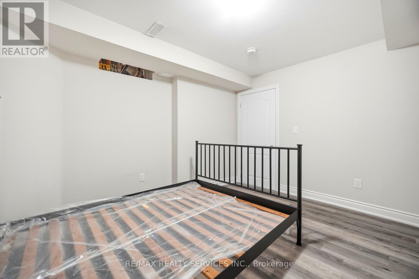 10 Deepcoral Court, Brampton, Ontario  L6V 4P7 - Photo 40 - W13531824