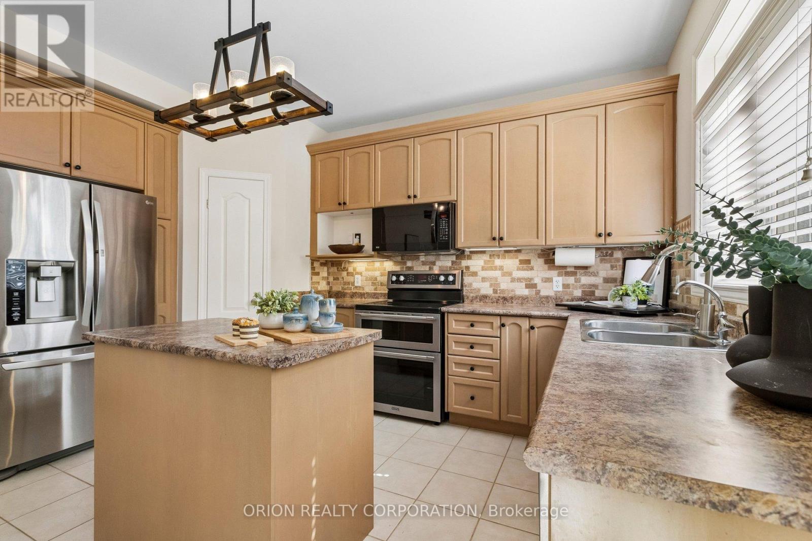 48 Apple Ridge Drive, Kitchener, Ontario  N2P 2S2 - Photo 12 - X13531758