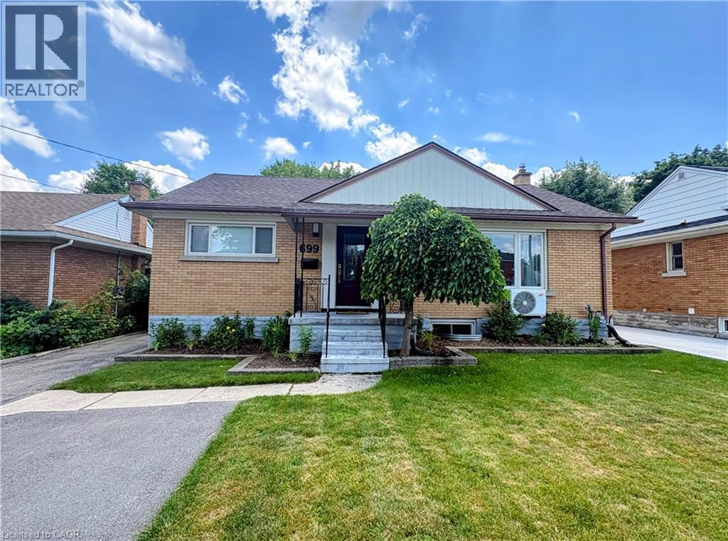 699 Frederick Street, Kitchener, Ontario  N2B 2B3 - Photo 2 - 40844964