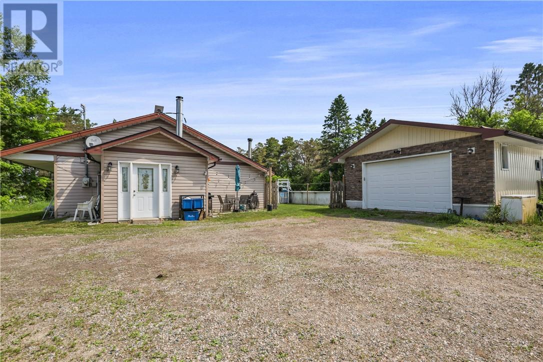 216 Birch Lake Road, Massey, Ontario  P0P 1P0 - Photo 6 - 2129049