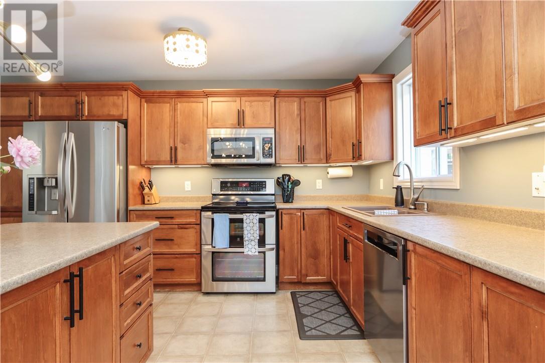 18 Silverberry, Lively, Ontario  P3Y 1R1 - Photo 15 - 2129048