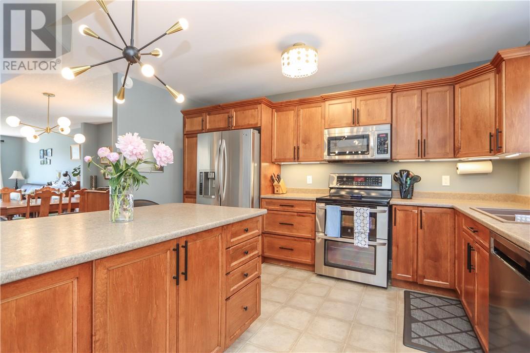 18 Silverberry, Lively, Ontario  P3Y 1R1 - Photo 17 - 2129048