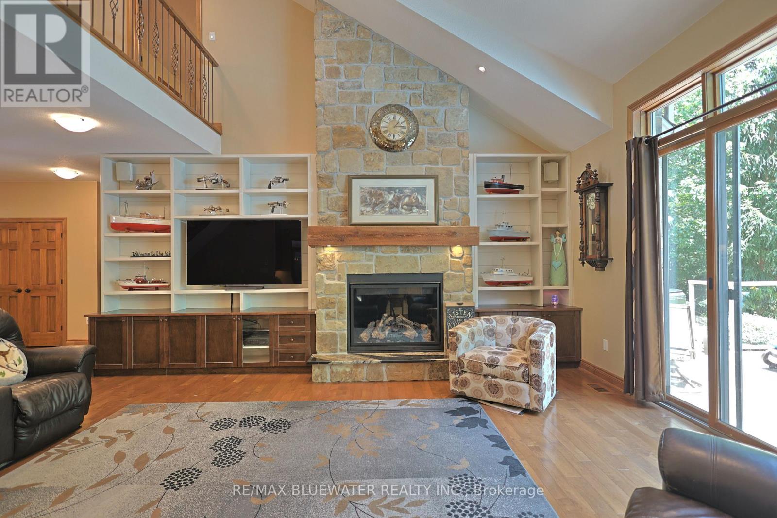 9956 Pinetree Crescent, Lambton Shores, Ontario  N0M 1T0 - Photo 10 - X13531928