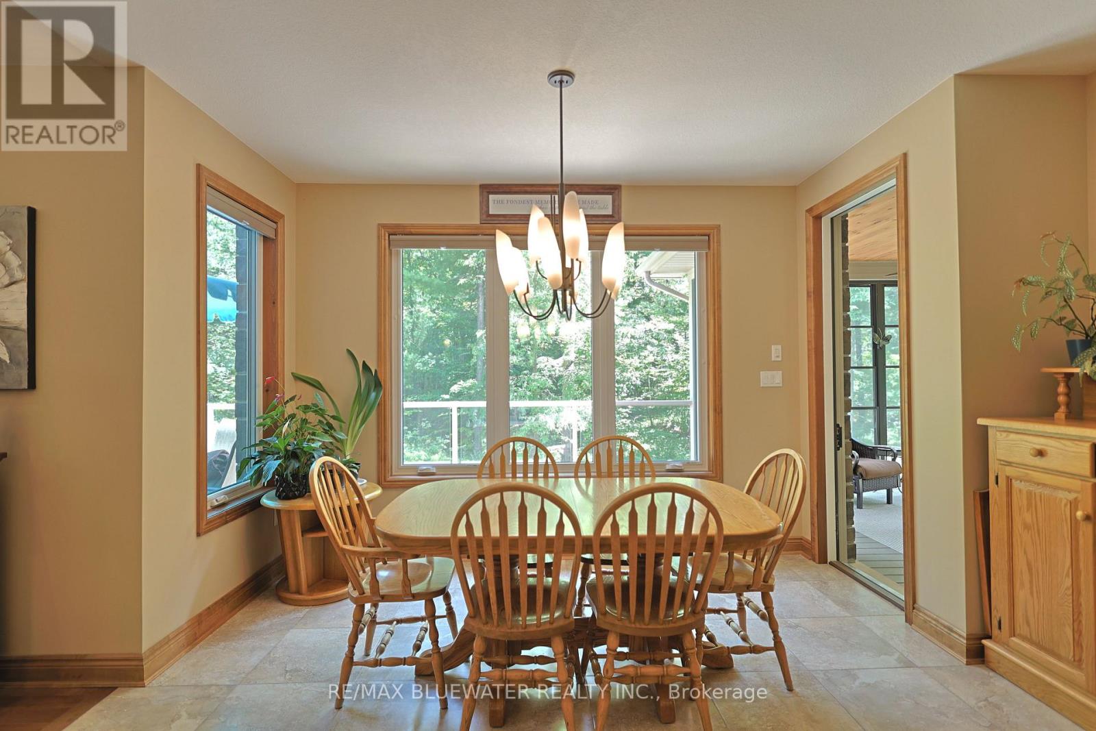 9956 Pinetree Crescent, Lambton Shores, Ontario  N0M 1T0 - Photo 14 - X13531928