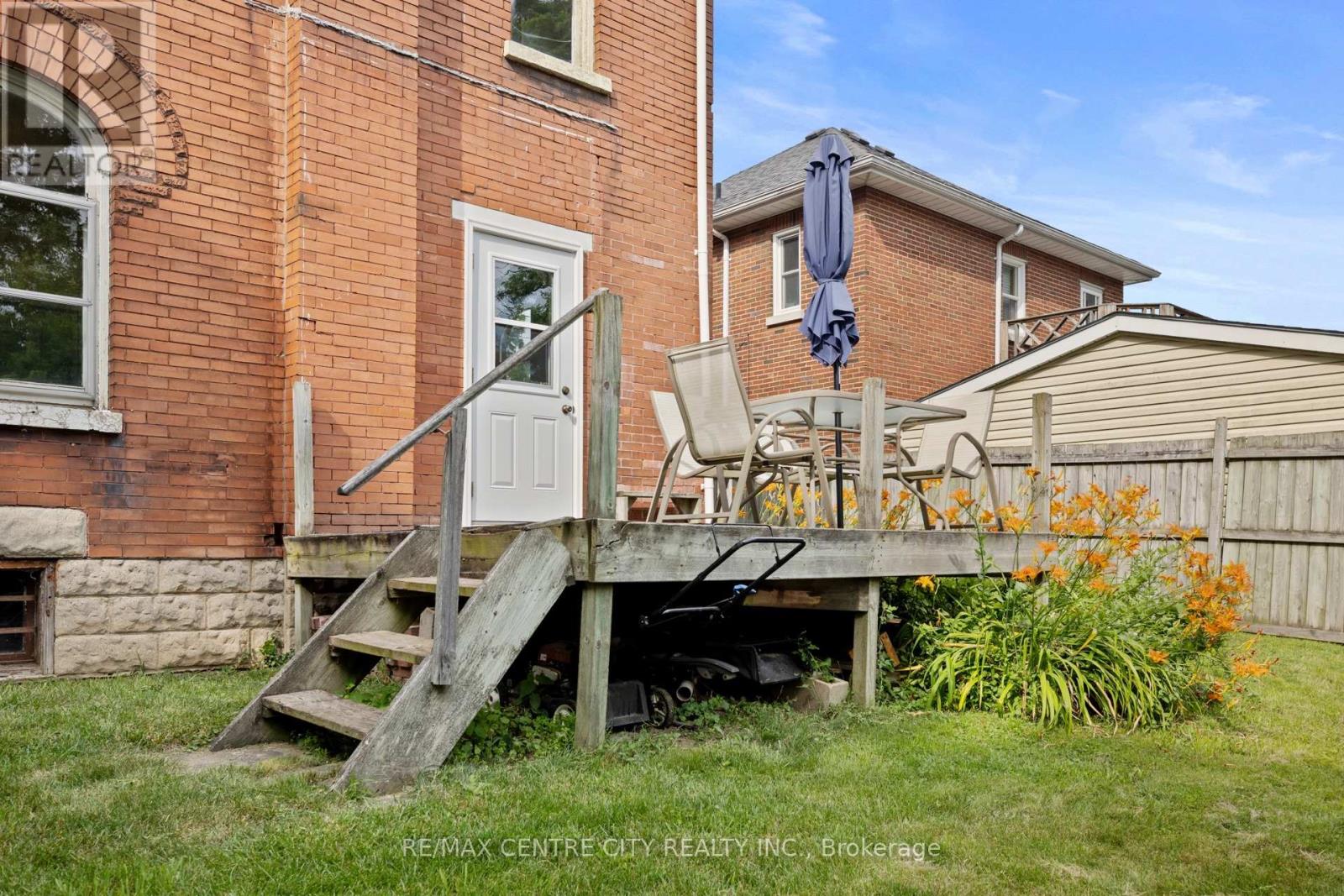 30 Owaissa Street, St. Thomas, Ontario  N5P 1T2 - Photo 28 - X13532264