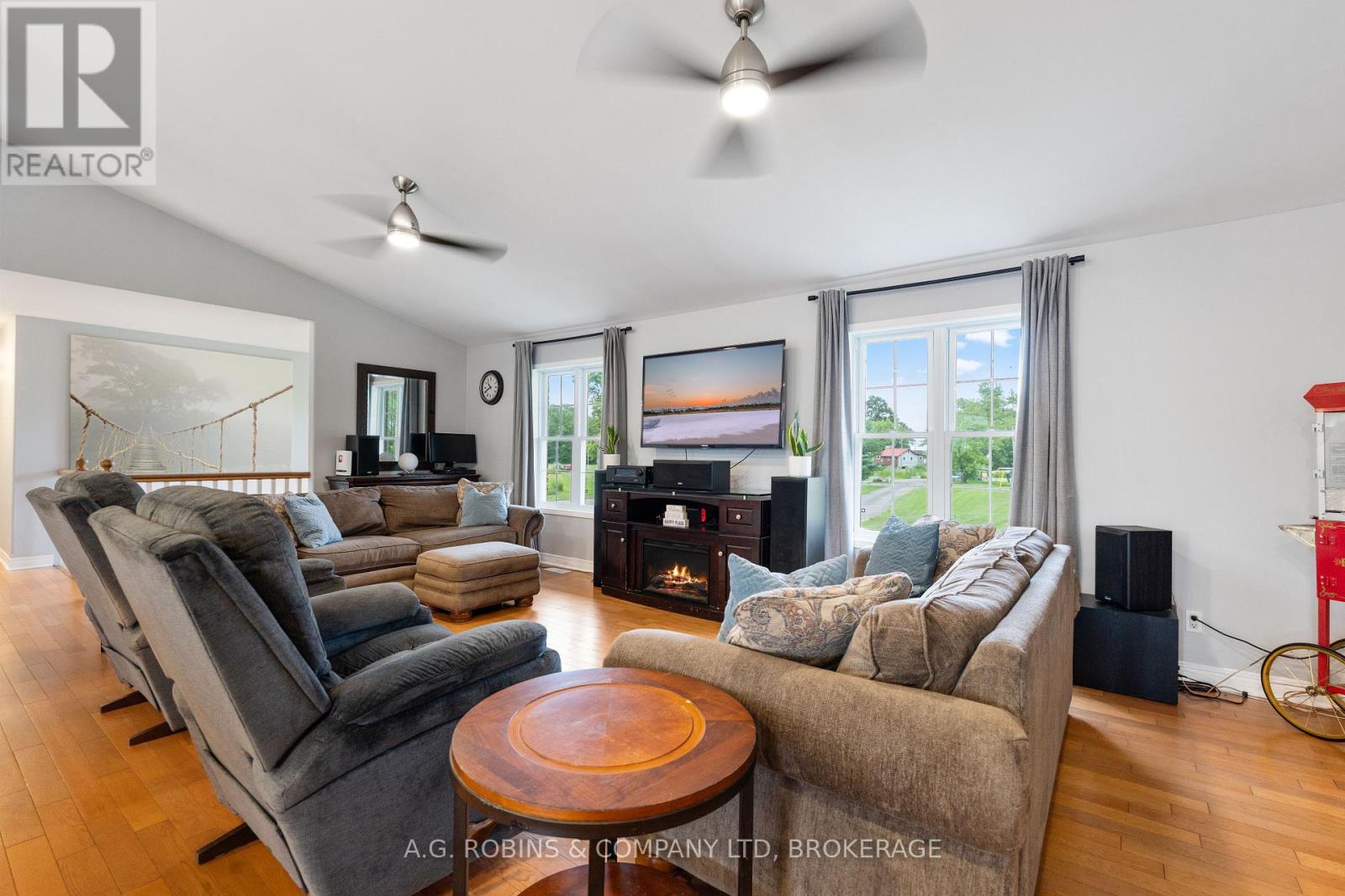 12312 Lakeshore Road, Wainfleet (Lakeshore), Ontario L0S 1V0 - Photo 12 - X13532236