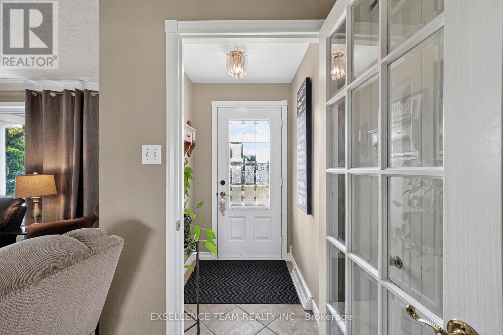 1120 Lasalle Road, Cornwall, Ontario  K6H 2W3 - Photo 4 - X13532180