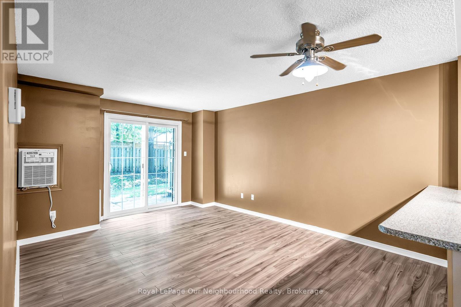 107 - 83 Aspen Springs Drive, Clarington, Ontario  L1C 5J7 - Photo 3 - E13531896