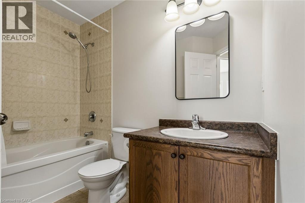 111 Bloomington Drive, Cambridge, Ontario  N1P 1J6 - Photo 22 - 40842410