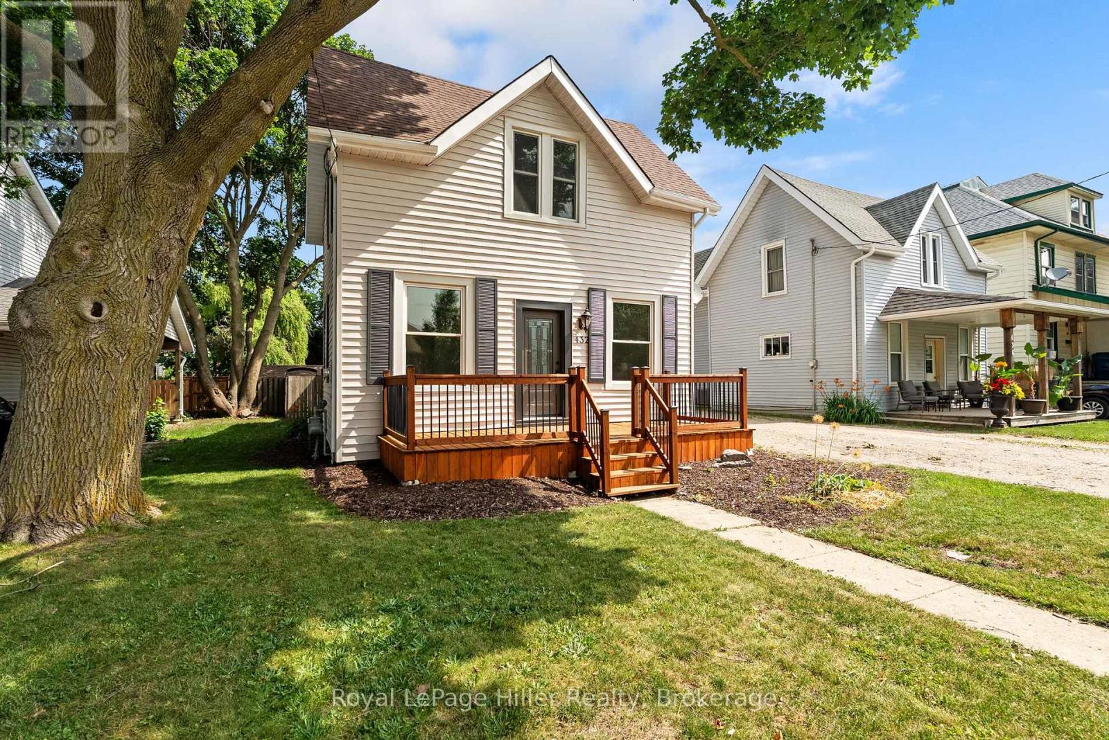432 Albert Street, Stratford, Ontario  N5A 3L4 - Photo 2 - X13532110