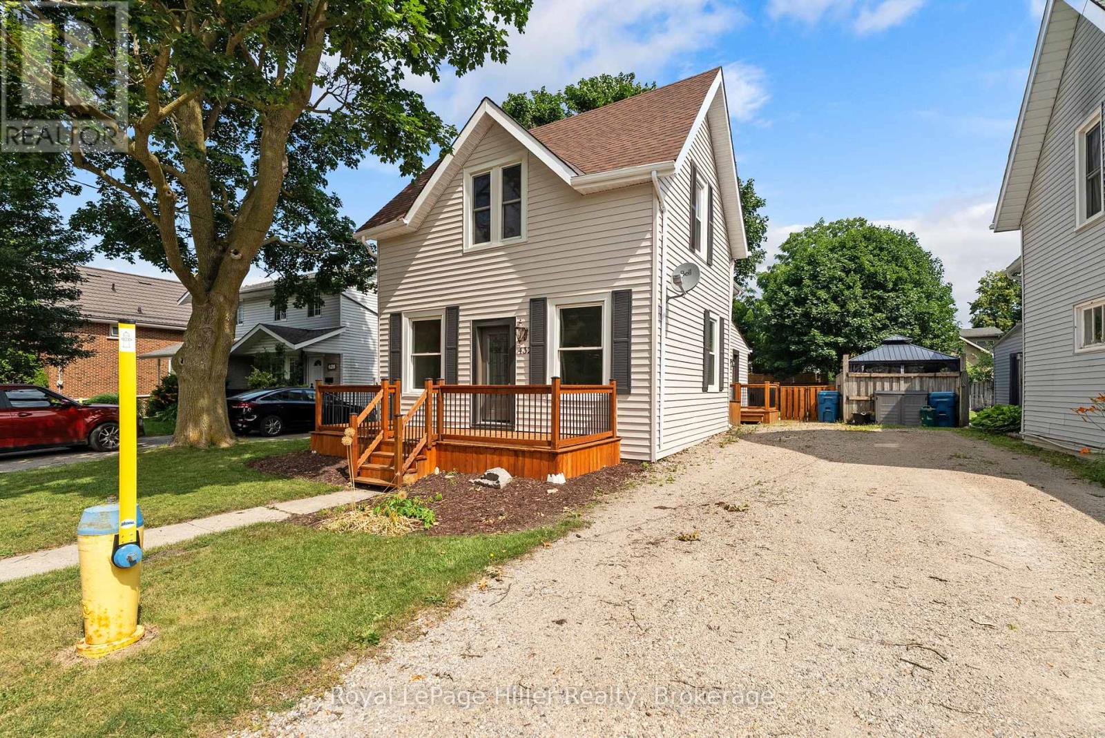 432 Albert Street, Stratford, Ontario  N5A 3L4 - Photo 3 - X13532110
