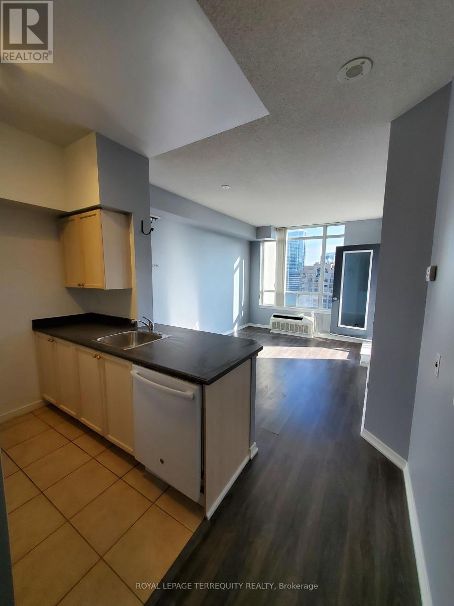 Ph201 - 155 Beecroft Road, Toronto, Ontario  M2N 7C6 - Photo 2 - C13531936
