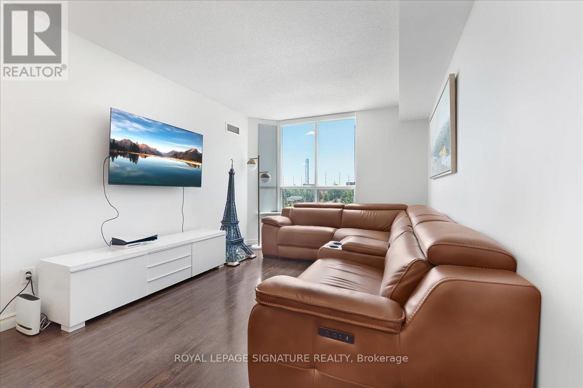 721 - 1700 Eglinton Avenue E, Toronto, Ontario  M4A 2X4 - Photo 9 - C13532152