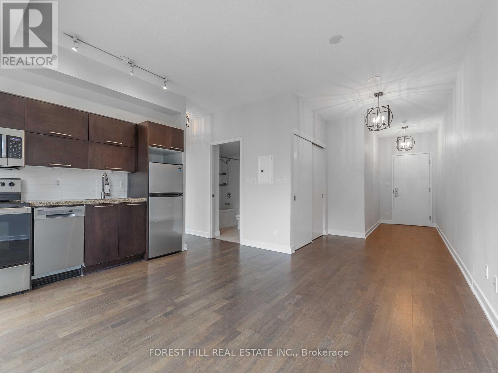 1407 - 126 Simcoe Street, Toronto, Ontario  M5H 4E6 - Photo 10 - C13532178