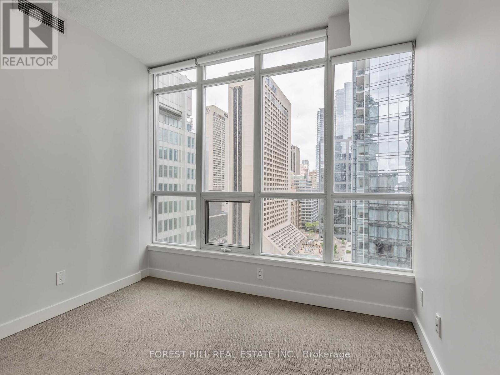 1407 - 126 Simcoe Street, Toronto, Ontario  M5H 4E6 - Photo 14 - C13532178