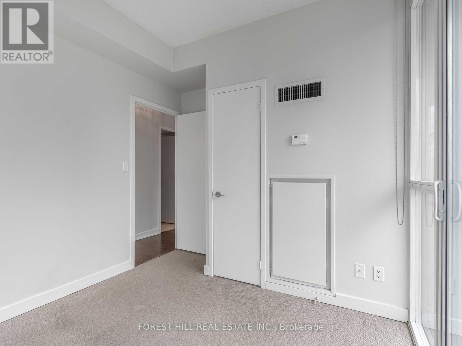 1407 - 126 Simcoe Street, Toronto, Ontario  M5H 4E6 - Photo 18 - C13532178