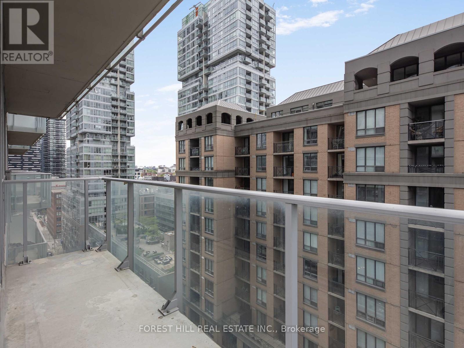 1407 - 126 Simcoe Street, Toronto, Ontario  M5H 4E6 - Photo 24 - C13532178