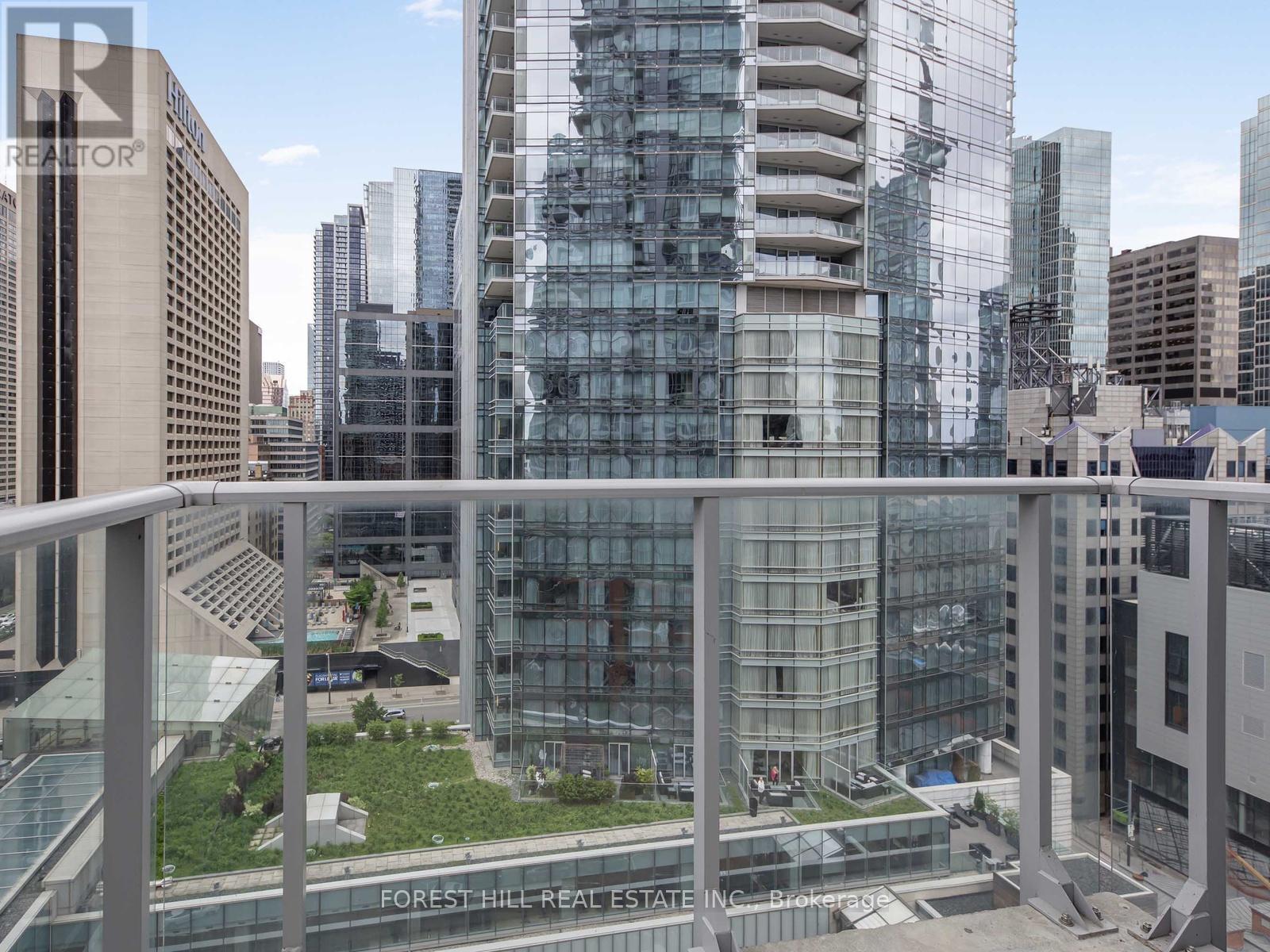 1407 - 126 Simcoe Street, Toronto, Ontario  M5H 4E6 - Photo 25 - C13532178