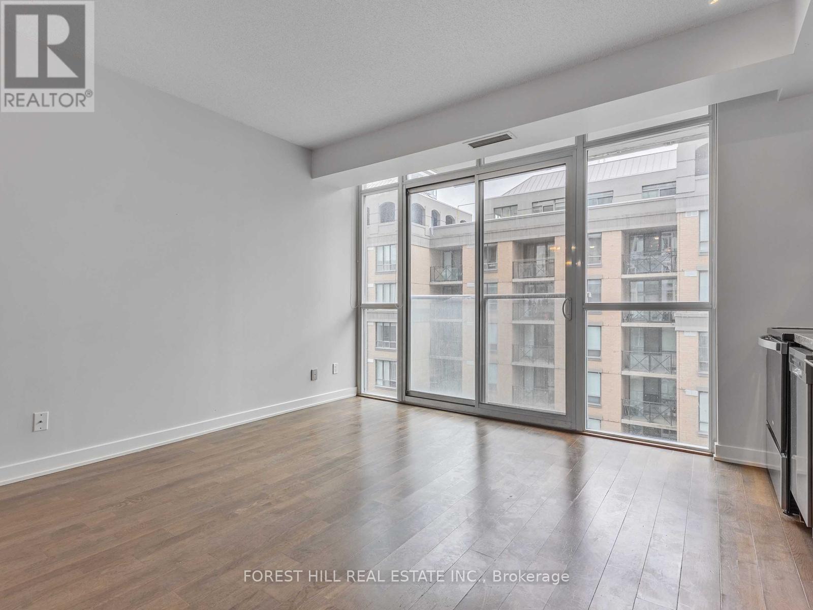 1407 - 126 Simcoe Street, Toronto, Ontario  M5H 4E6 - Photo 7 - C13532178