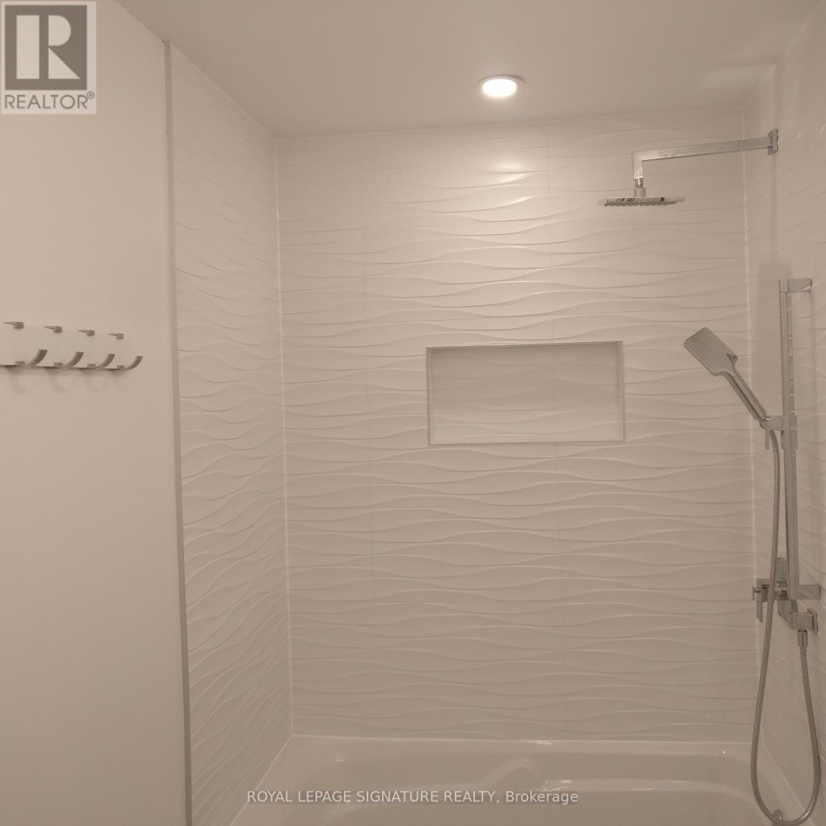 Lower - 594 Birchmount Road, Toronto, Ontario  M1K 1P9 - Photo 4 - E13532198