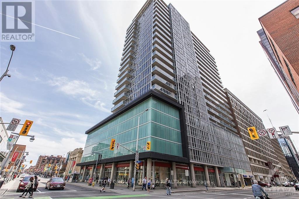 1404 - 324 Laurier Avenue W, Ottawa, Ontario K1P 0A4 - Photo 1 - X13531938
