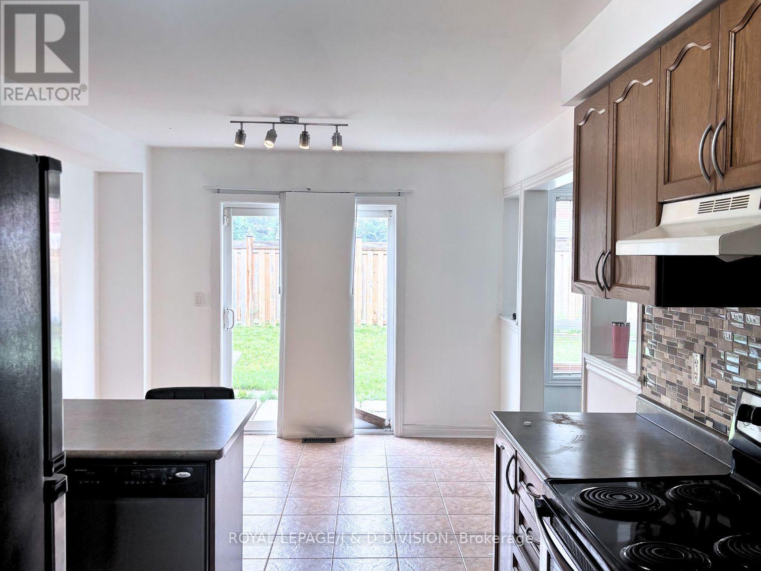 44 Touchette Drive, Barrie (Holly), Ontario  L4N 6A1 - Photo 4 - S13531970