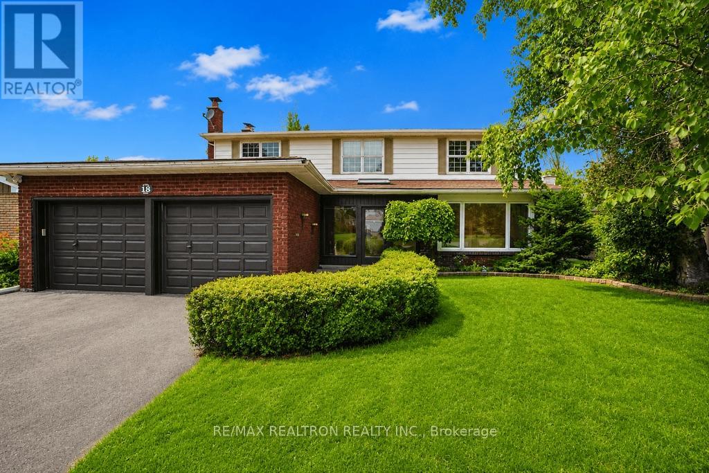 18 Debra Crescent, Barrie, Ontario  L4N 3T1 - Photo 2 - S13531978