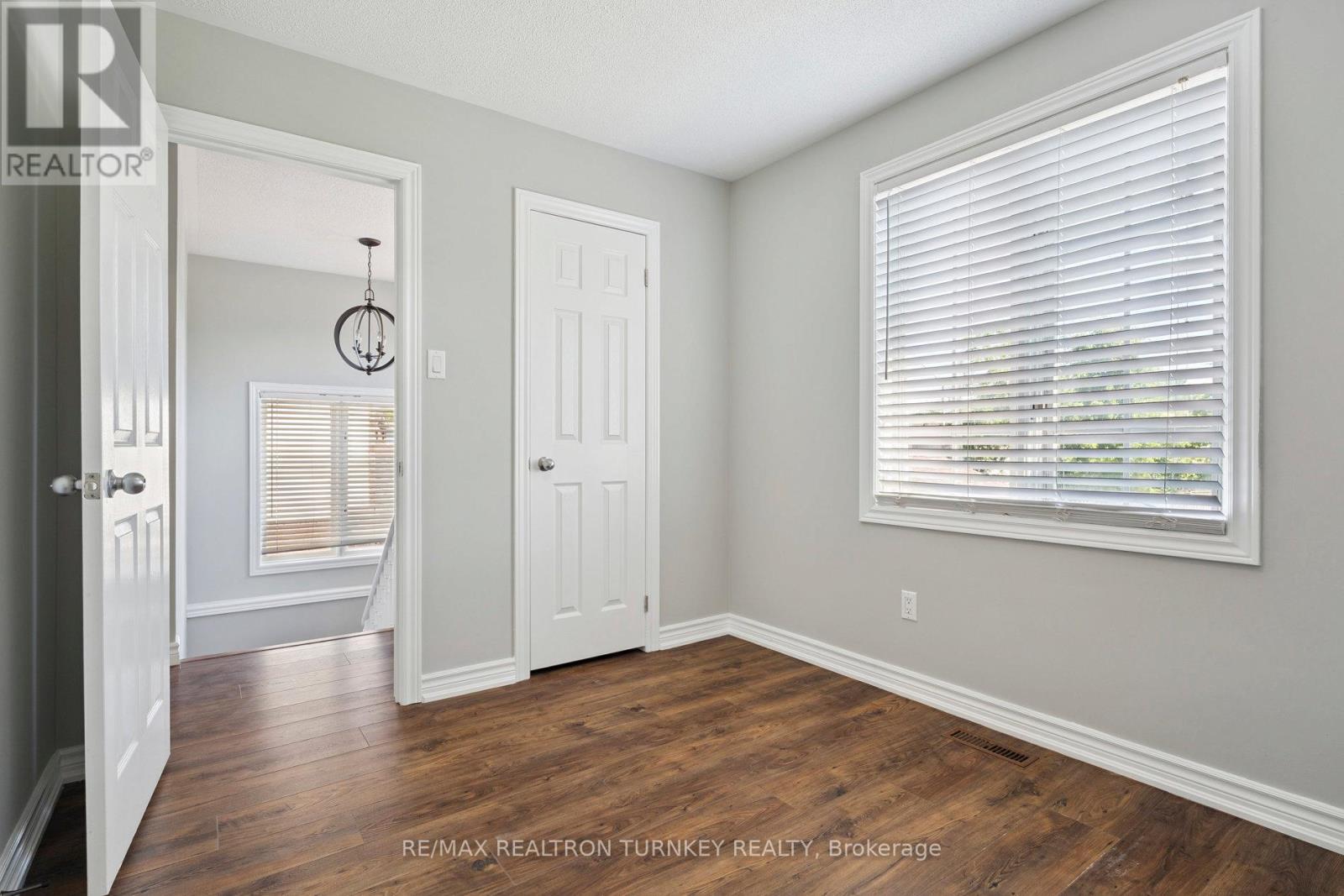 Upper - 62 Arthur Avenue, Barrie, Ontario  L4M 6H5 - Photo 21 - S13532104