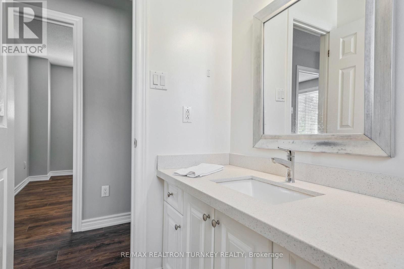 Upper - 62 Arthur Avenue, Barrie, Ontario  L4M 6H5 - Photo 23 - S13532104