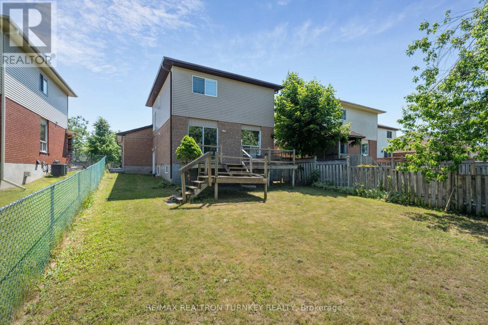 Upper - 62 Arthur Avenue, Barrie, Ontario  L4M 6H5 - Photo 26 - S13532104