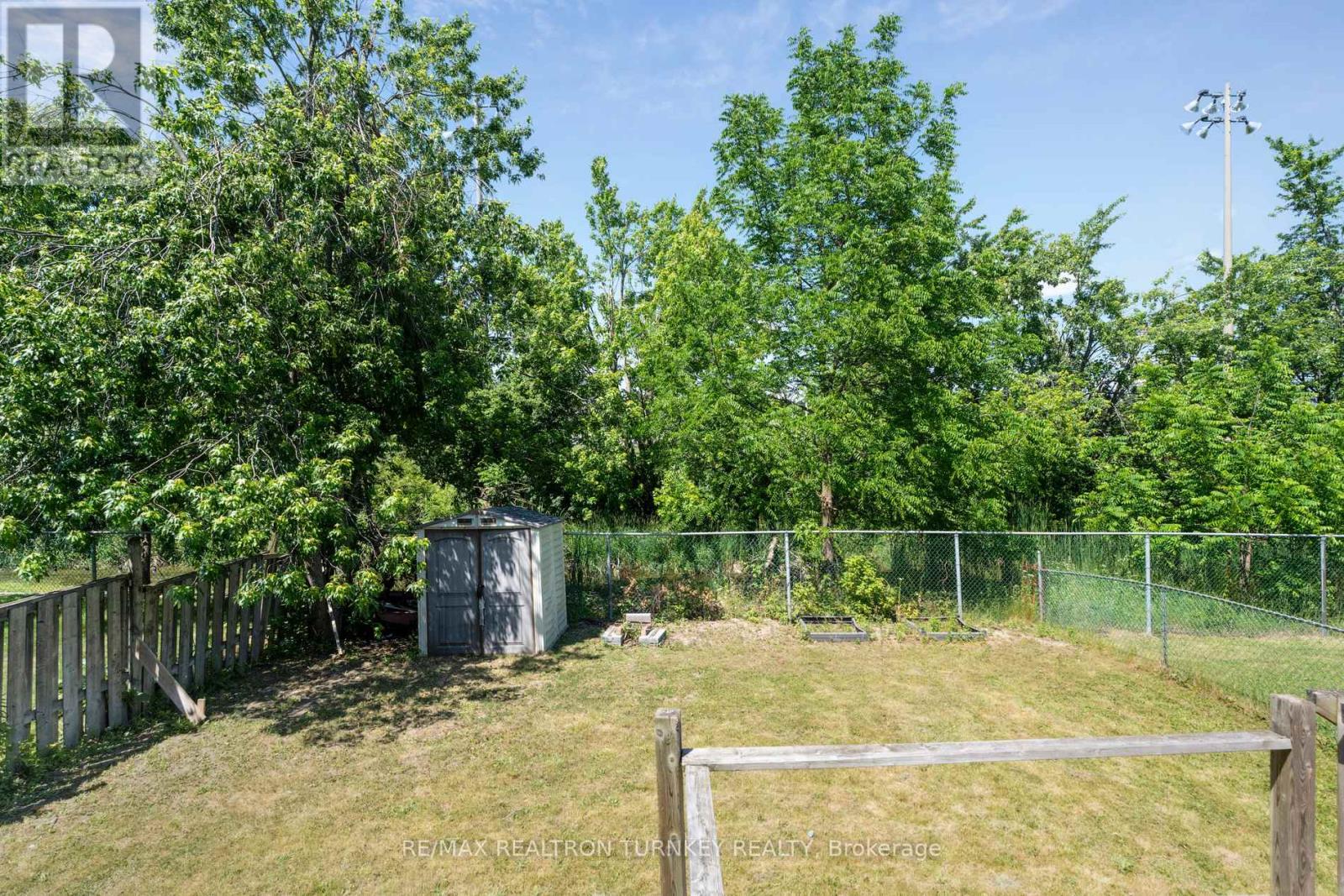 Upper - 62 Arthur Avenue, Barrie, Ontario  L4M 6H5 - Photo 29 - S13532104