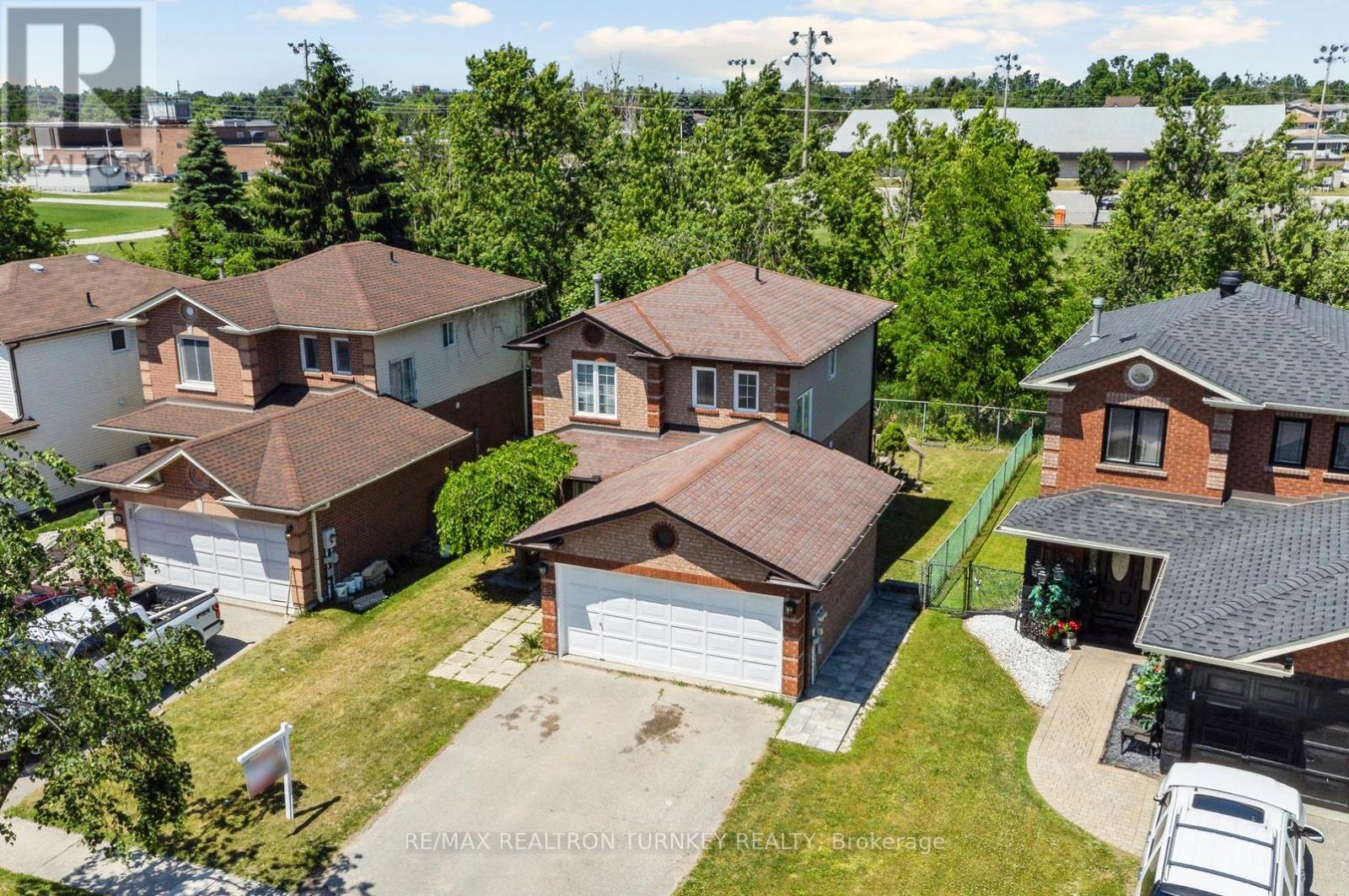 Upper - 62 Arthur Avenue, Barrie, Ontario  L4M 6H5 - Photo 31 - S13532104