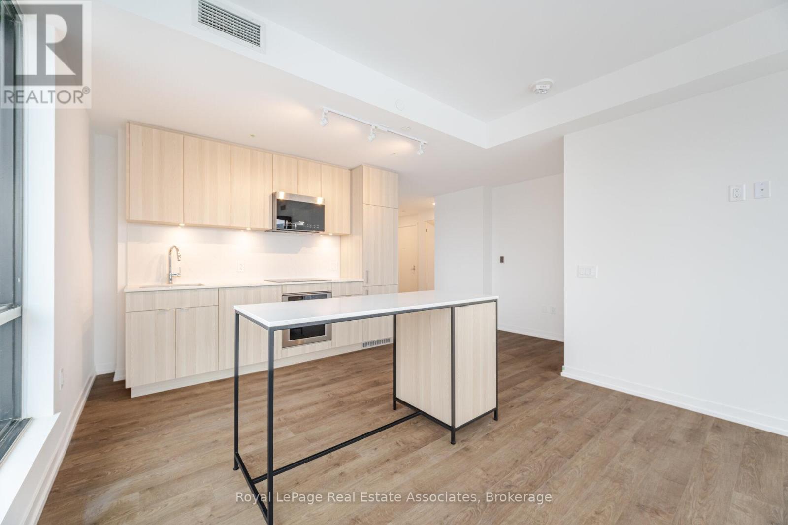 Unknown Address, , - Photo 10 - W13531924