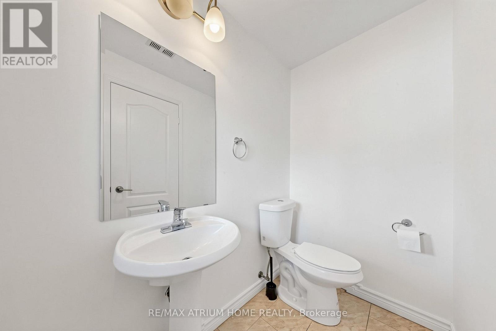 3077 Hawktail Crescent, Mississauga, Ontario  L5M 6W8 - Photo 8 - W13531956