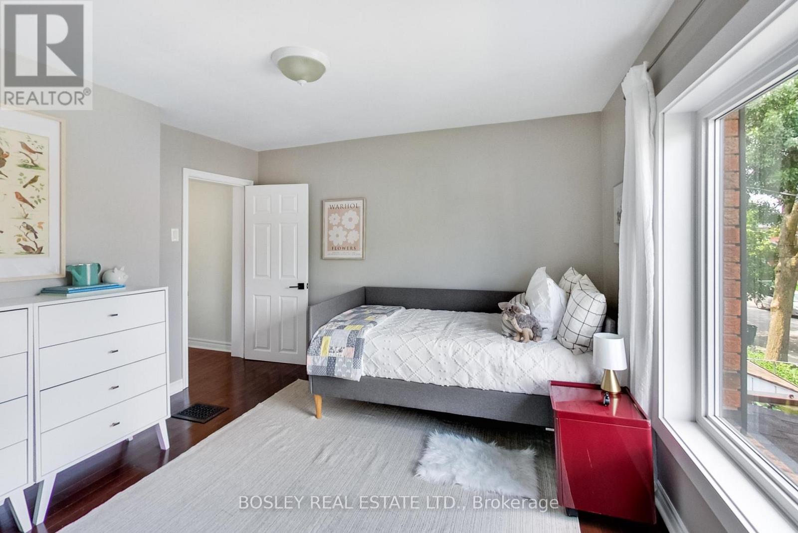 7 Pendrith Street, Toronto, Ontario  M6G 1R6 - Photo 23 - W13532018